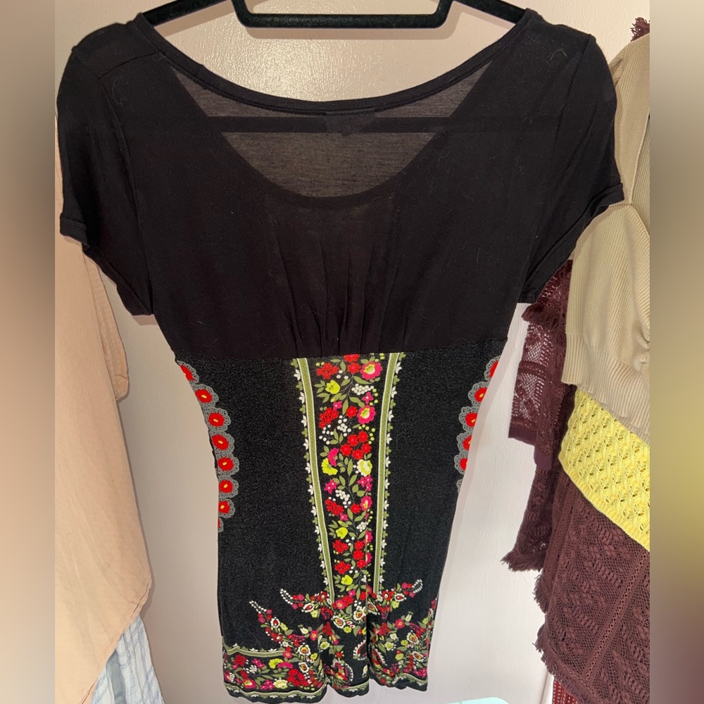 Free People Black Ruched Cap Sleeve Blouse - Picture 4 of 5